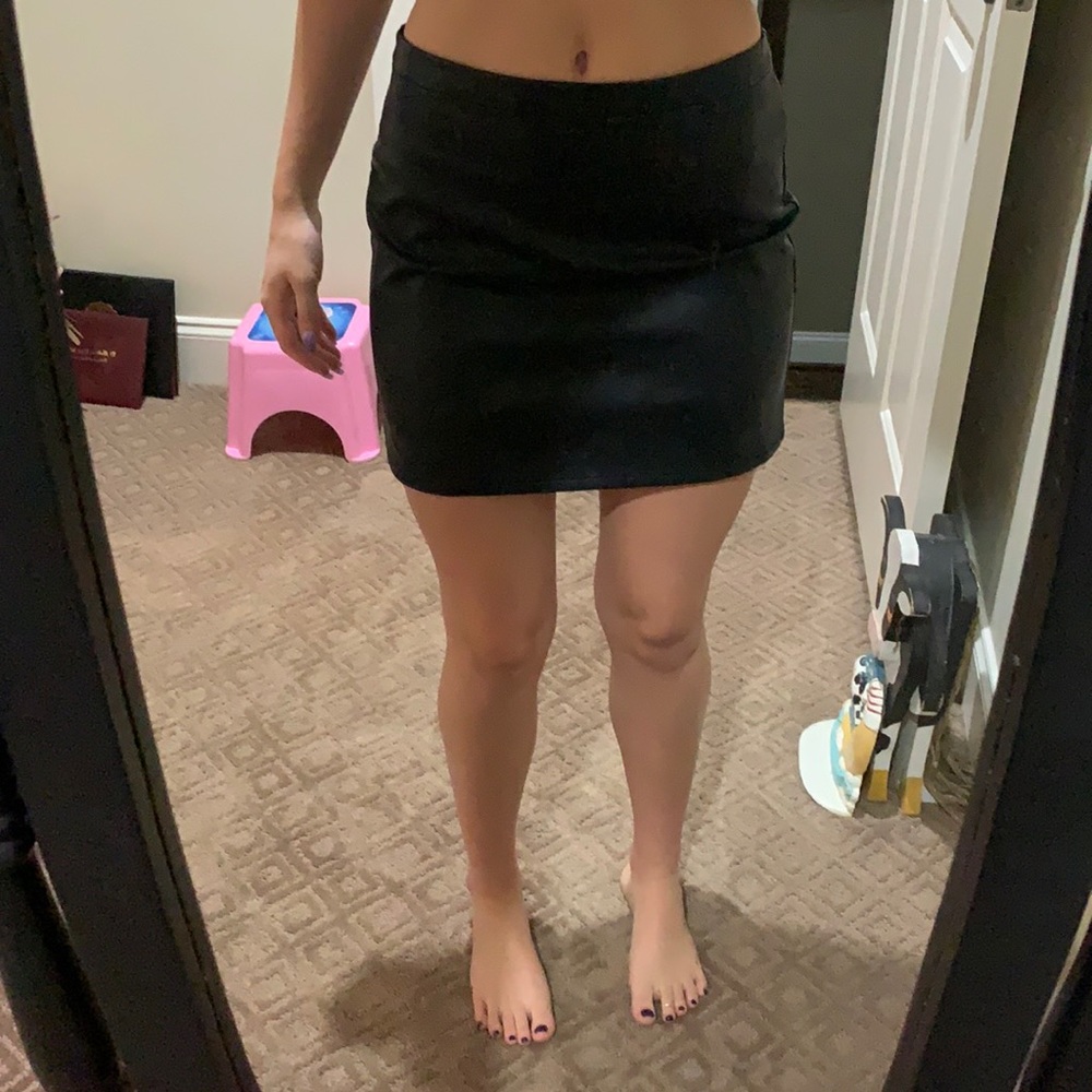 leather skirt